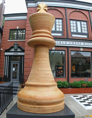 worlds largest chess piece in St. Louis