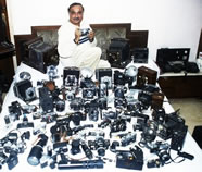 largest collection of cameras: world record set by Dilish Parekh