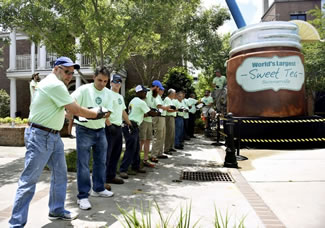  The Town of Summerville smashed the current Guinness World Record for the World's Largest Sweet Iced Tea.