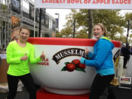 Largest Bowl of Apple Sauce: Musselman's breaks Guinness world record