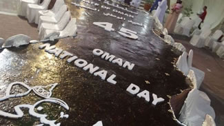 The national sweet, which weighed more than 750kg, contained 45 dishes compiled into one large halwa. It took 10 people from the company to cook the halwa from midnight on Monday until dawn. 