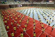 Students from 14 schools challenge the "Most People Skipping Double Dutch Simultaneously World Record" at the Hsinchuang Stadium in Xinbei City, southeast China's Taiwan, Sept. 9, 2014. The Guinness world record for the most people skipping double dutch style was achieved by 597 participants at the event to promote physical education Tuesday.