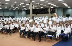 most people contributing to the same manuscript simultaneously Orange Romania sets world record