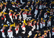  A grand total of 373 flippered folk descended on City Hall in London last night to break the Guinness World Records world record for the "largest gathering of people dressed as penguins"; the successful attempt was in aid of Richard House Hospice, with the flock of fundraisers taking part in a 2km "waddle" around Tower Bridge, setting the new world record for the Most people dressed as penguins, according to the World Record Academy: www.worldrecordacademy.com/.