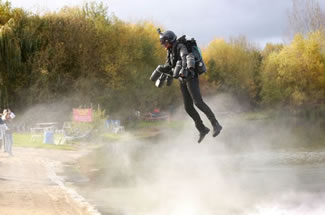  READING, UK -- Clocking 32.02 mph (51.5 km/h) before tumbling into the water, Gravity founder Richard Browning has set the World Record for 