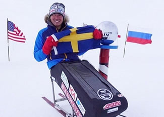  Aron Anderson became the world's first person to reach the South Pole in a wheelchair. 