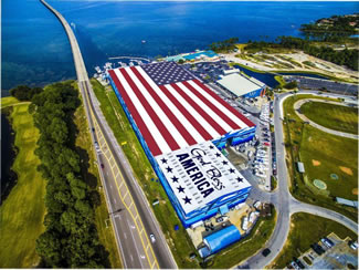 Wyland, the Wyland Foundation, Legendary and Sherwin Williams partnered to bring this Legendary American Flag Mural to life and dedicate it to the United States Armed Forces and all First Responders.