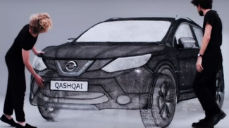  Nissan has created the world's largest sculpture using innovative 3D pen technology, drawing a stunning full-sized replica of the new Qashqai Black Edition to celebrate the crossover's launch. Led by artist Grace Du Prez, the team of artists brought the Qashqai Black Edition to life with an astonishing 13.8 kilometres of plastic strands. 