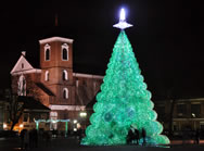 world's largest Christmas tree made of plastic bottles Kaunas 