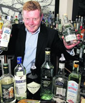 Jeremy du Plessis and the most varieties of gin commercially available The Feathers Hotel