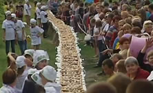 largest blueberry pie in Krasnovishersk