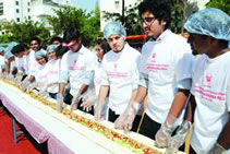 longest shawarma world record set in Bangalore