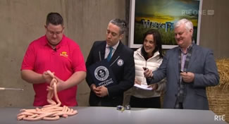  Barry John Crowe (36) has smashed the existing World sausage making record live on air on RTÉ One's 'Big Week on the Farm' at Maudabawn, near Cootehill. 