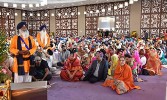 Gurudwara Guru Nanak Darbar has marked into the World Record for serving continental breakfast titled "Breakfast for Diversity" to 600 persons from 101 countries in an hour-long event in Jebel Ali. 