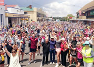 Most people bouncing tennis balls: Australia breaks Guinness World Records' record