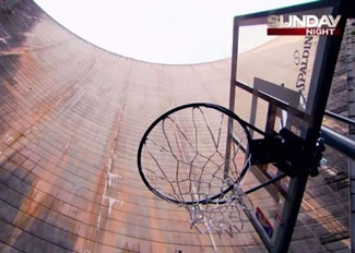The How Ridiculous team, who set the world record for highest basketball shot in 2011 by dropping a ball from 220 feet up and added 80 feet to the record two days later, took their ball and hoop to the Gordon Dam in Tasmania for their latest attempt. 