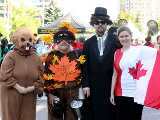  A total of 2,733 people successfully completed Ottawa's scavenger hunt, which was put on by Escape Manor as part of the Ottawa2017 celebrations, thus setting the new world record for the Largest scavenger hunt, according to the World Record Academy.