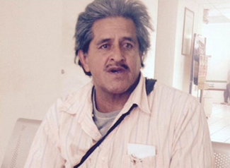 Roberto Esquivel Cabrera, 52, boasts an appendage measuring 18.9 inches long.