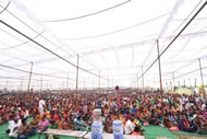  More than 220,000 chanters came together in Tenali, India to chant for world peace. The participants repeatedly chanted verses of the Hanuman Chalisa, a Hindu chant to Lord Hanuman, the god who manifests energy, happiness and protection.