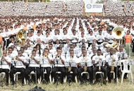 A Nigerian choral group in Akwa Ibom State has broken the World record for largest number of Christmas carol singers in the world. The group called the Unity Choir held a concert at the Uyo Township Stadium.