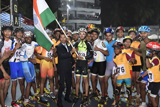 Skaters from Karnataka, Maharashatra, Goa, Rajasthan, Haryana, Punjab, Delhi and Utar Pradesh participated in the World's Largest Roller Skating Relay. event. Skating champions Aniket Chindal, Nikhil Chindak, Sarvesh Amte, Kalyan Patil, Suhas Karekar and others celebrated the new record by waving the national tricolor, distributing sweets and bursting firecrackers. 