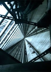 Highest Glass Floor Elevator World Record Set By Cn Tower