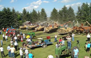 Most antique threshing machines operating simultaneously: Langenburg Festival